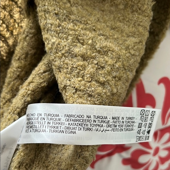 Gold Metallic Shimmering Texture and Fitted Silhouette(new without tags) - Picture 11 of 14